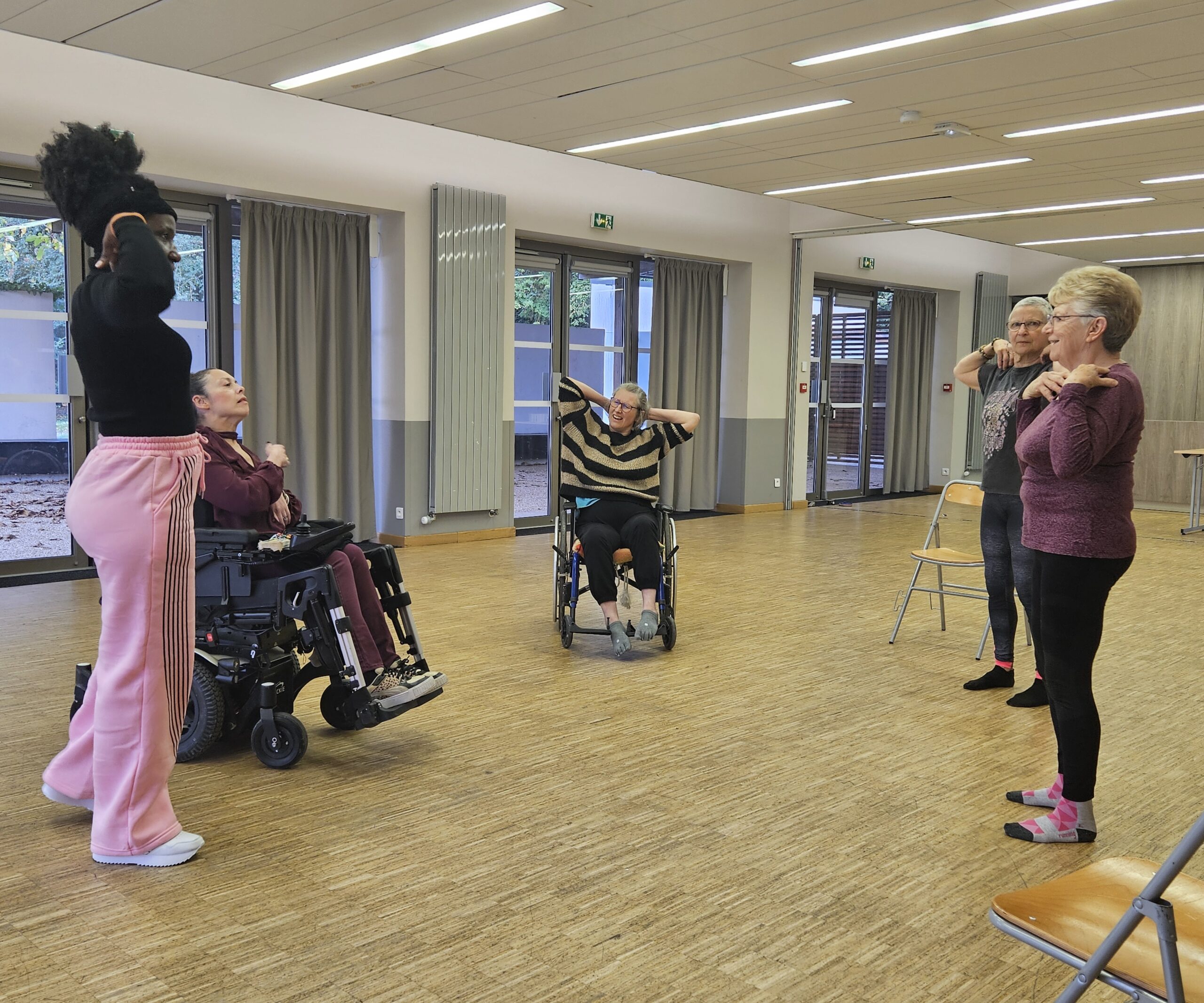 Danse adaptée HandiSoutien45